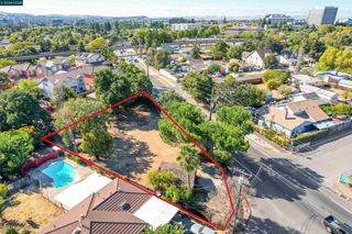 2812 Cowell, Concord, CA 94518
