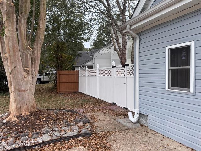 3024 Red Maple LN, Virginia Beach, VA 23452