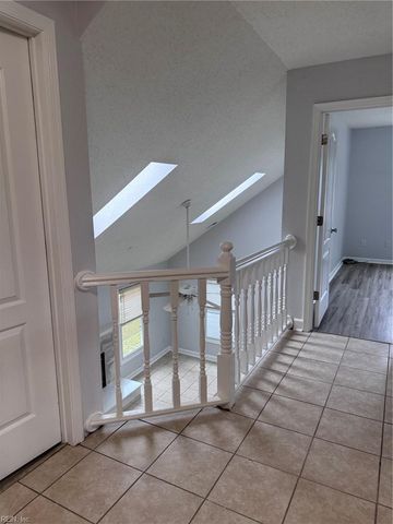3024 Red Maple LN, Virginia Beach, VA 23452