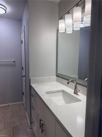 3024 Red Maple LN, Virginia Beach, VA 23452