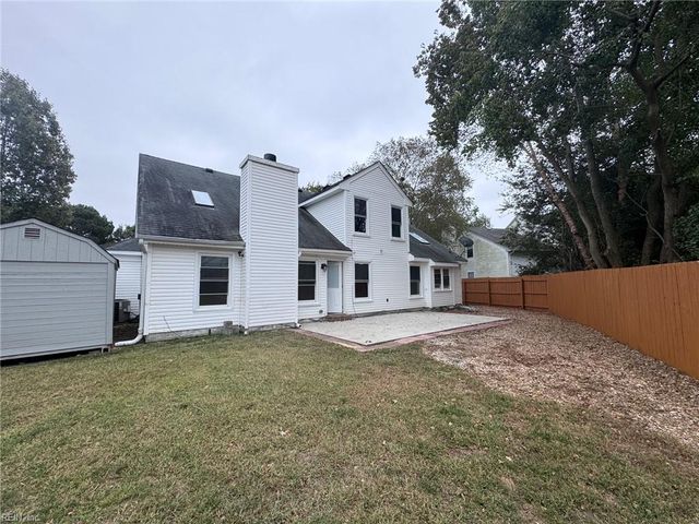 3024 Red Maple LN, Virginia Beach, VA 23452