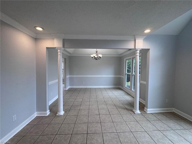 3024 Red Maple LN, Virginia Beach, VA 23452