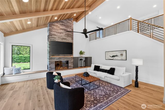 15184 SE 330th Way, Auburn, WA 98092