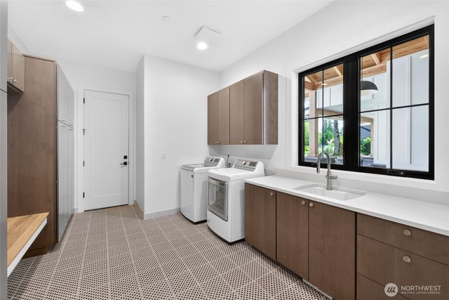 15184 SE 330th Way, Auburn, WA 98092