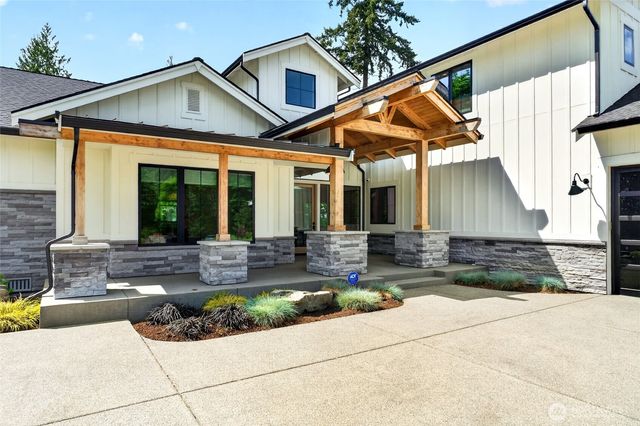 15184 SE 330th Way, Auburn, WA 98092