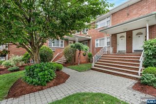 201 Oakdene Place D1, Cliffside Park, NJ 07010