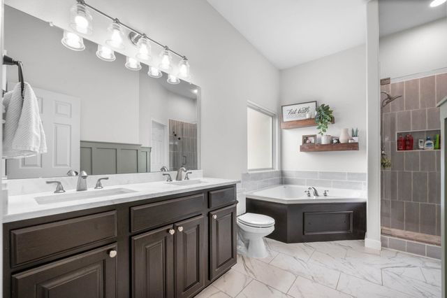 220 S Onewood Dr., Andover, KS 67002