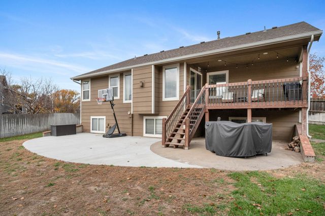 220 S Onewood Dr., Andover, KS 67002