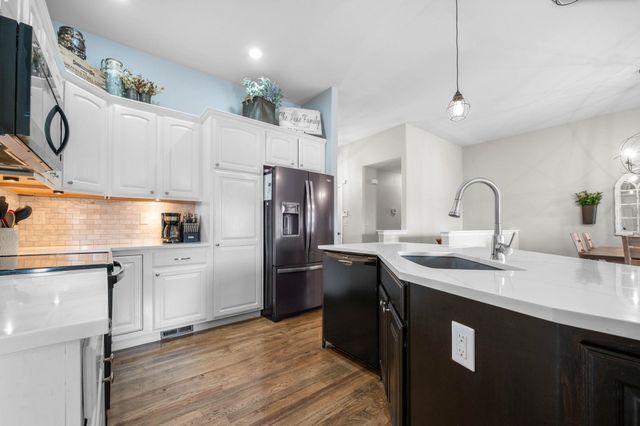 220 S Onewood Dr., Andover, KS 67002