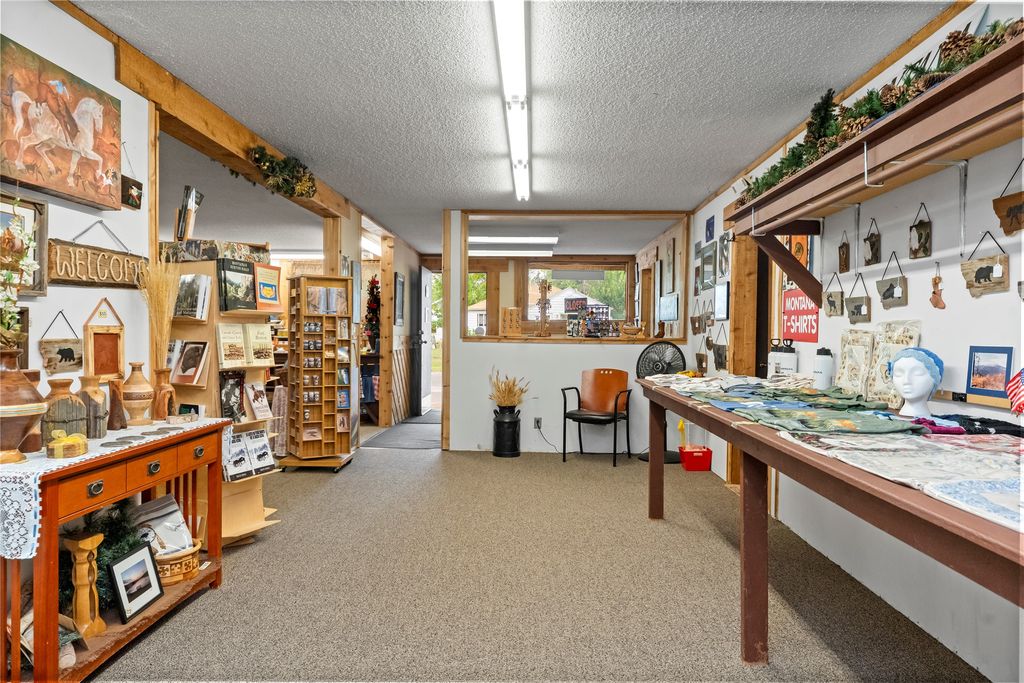 2026 2nd Avenue N, Great Falls, MT 59401 photo 13