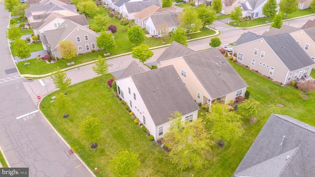 2 DIAMOND SPRING DR, Monroe Twp, NJ 08831