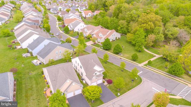 2 DIAMOND SPRING DR, Monroe Twp, NJ 08831