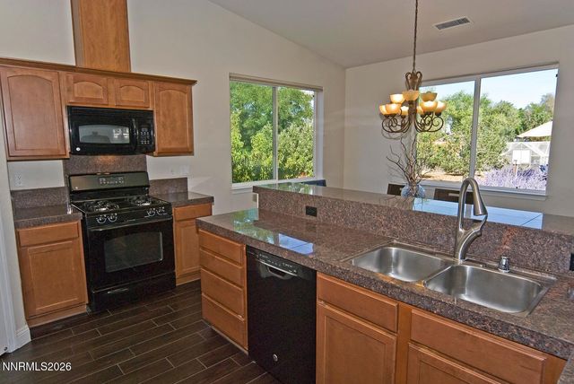 1306 Kim Place, Minden, NV 89423