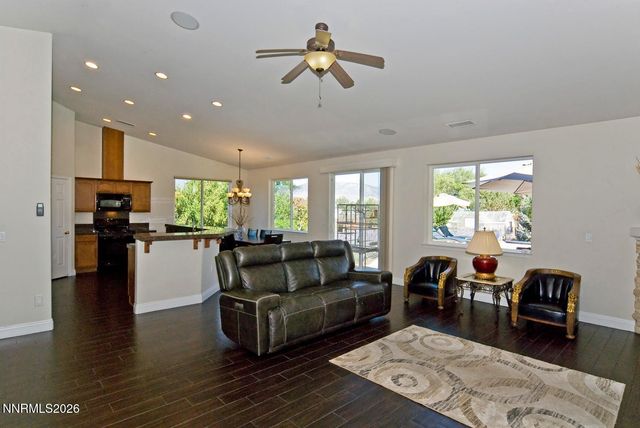 1306 Kim Place, Minden, NV 89423
