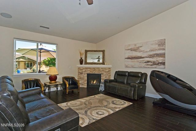 1306 Kim Place, Minden, NV 89423
