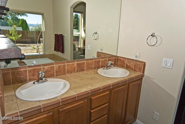 1306 Kim Place, Minden, NV 89423