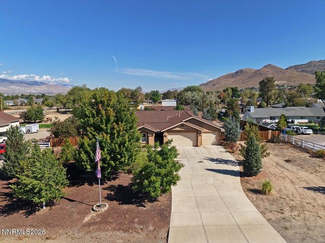 1306 Kim Place, Minden, NV 89423