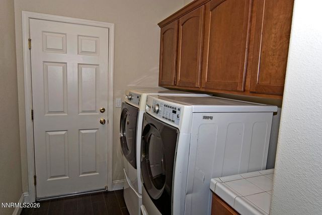 1306 Kim Place, Minden, NV 89423