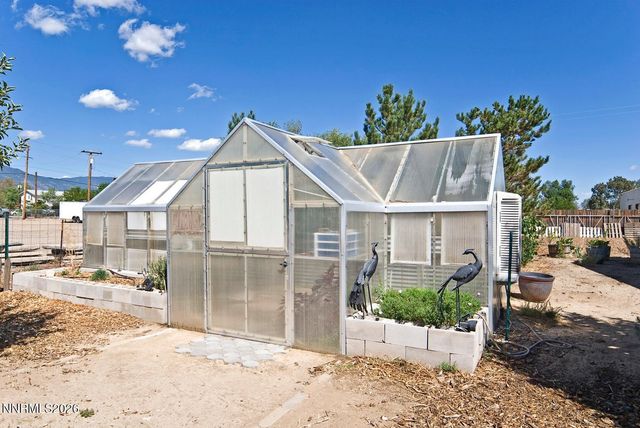 1306 Kim Place, Minden, NV 89423