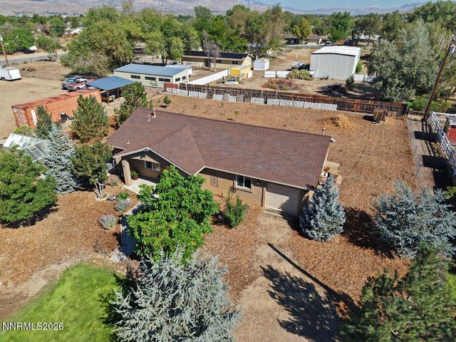 1306 Kim Place, Minden, NV 89423