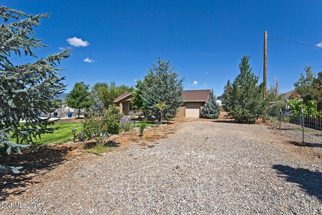 1306 Kim Place, Minden, NV 89423