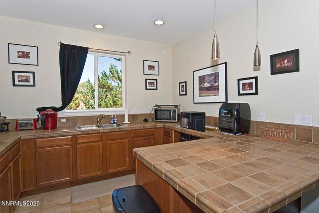 1306 Kim Place, Minden, NV 89423