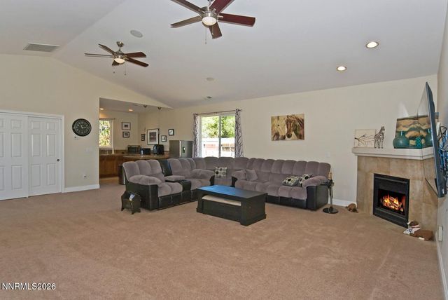 1306 Kim Place, Minden, NV 89423