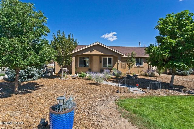 1306 Kim Place, Minden, NV 89423