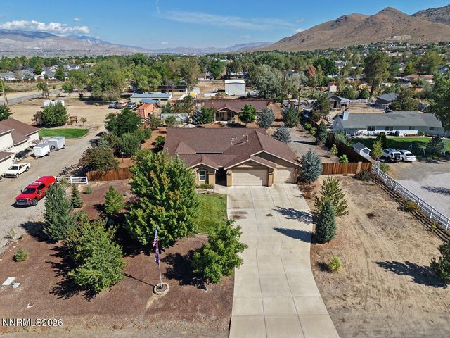 1306 Kim Place, Minden, NV 89423
