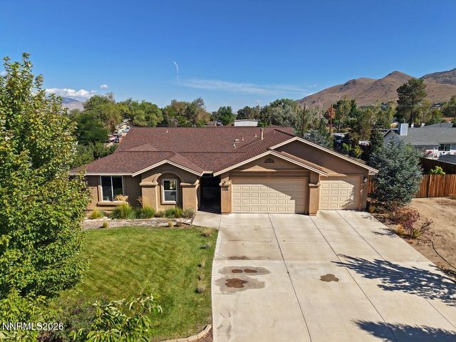 1306 Kim Place, Minden, NV 89423