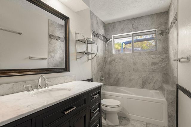 102 Chaparral ST, San Marcos, TX 78666