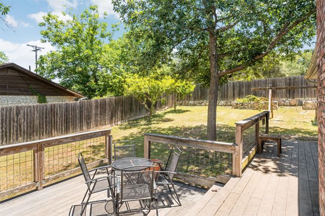 102 Chaparral ST, San Marcos, TX 78666