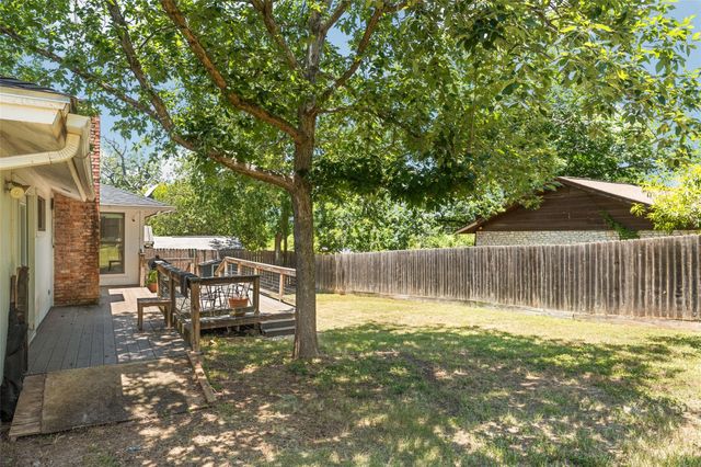 102 Chaparral ST, San Marcos, TX 78666