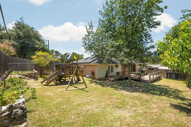 102 Chaparral ST, San Marcos, TX 78666