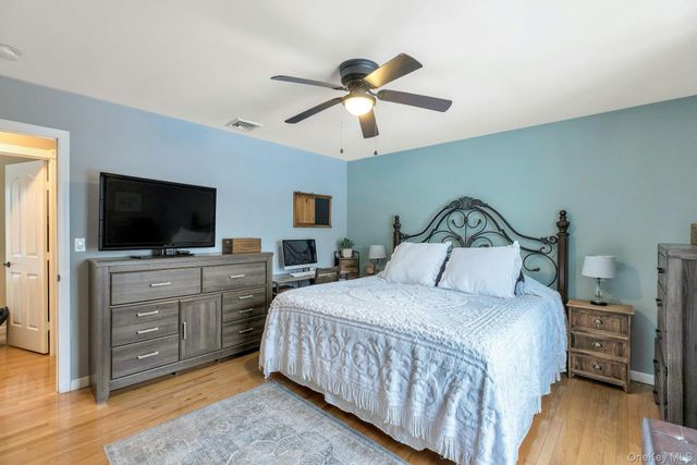 1295 Wilson Place, West Islip, NY 11795