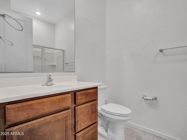 17966 W HIGHLAND Avenue, Goodyear, AZ 85395