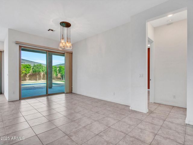 17966 W HIGHLAND Avenue, Goodyear, AZ 85395