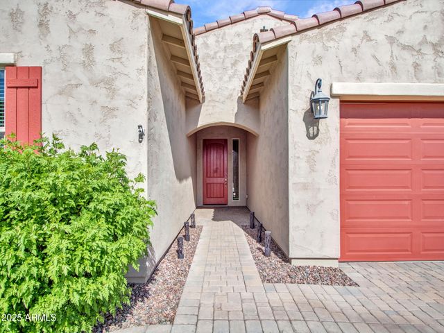 17966 W HIGHLAND Avenue, Goodyear, AZ 85395