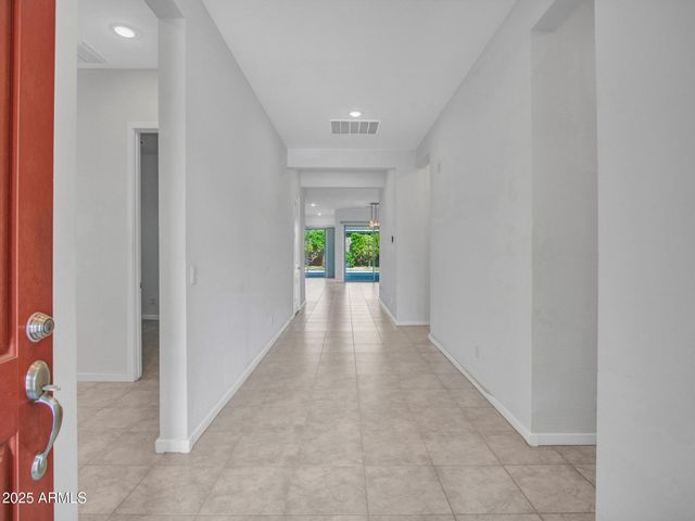 17966 W HIGHLAND Avenue, Goodyear, AZ 85395