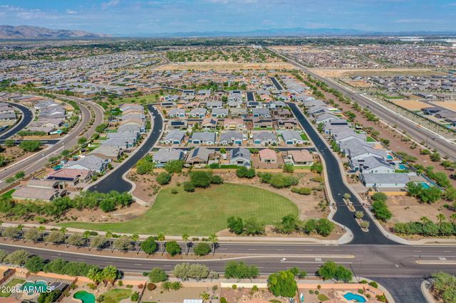 17966 W HIGHLAND Avenue, Goodyear, AZ 85395