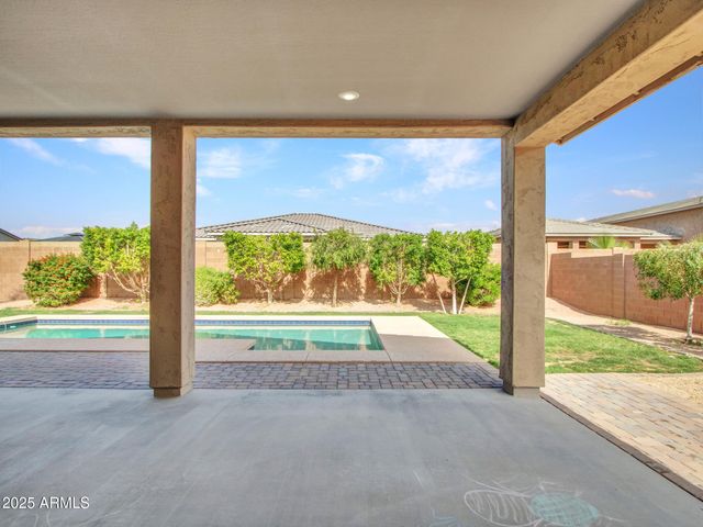 17966 W HIGHLAND Avenue, Goodyear, AZ 85395