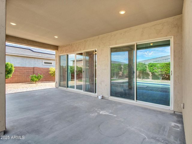 17966 W HIGHLAND Avenue, Goodyear, AZ 85395