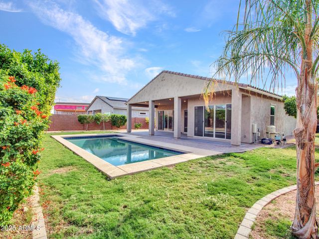 17966 W HIGHLAND Avenue, Goodyear, AZ 85395