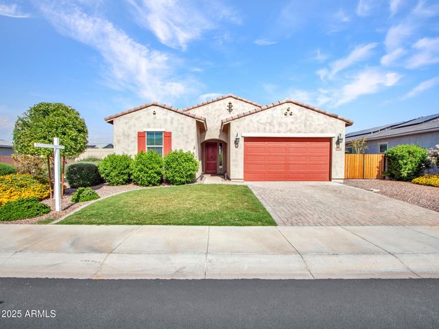 17966 W HIGHLAND Avenue, Goodyear, AZ 85395