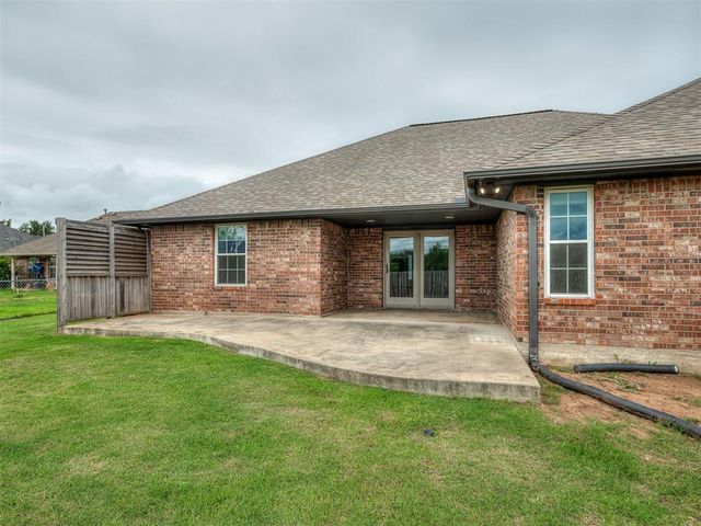 3524 Northridge Terrace, Choctaw, OK 73020