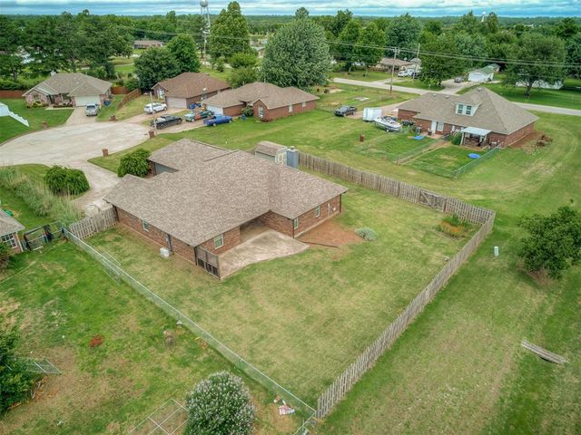 3524 Northridge Terrace, Choctaw, OK 73020