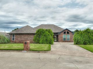3524 Northridge Terrace, Choctaw, OK 73020