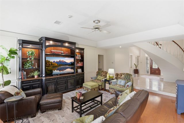 17107 Post Oak Hollow, Spring, TX 77379