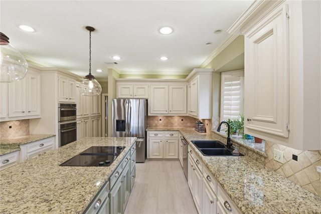 17107 Post Oak Hollow, Spring, TX 77379