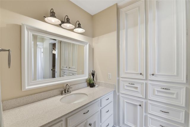 17107 Post Oak Hollow, Spring, TX 77379